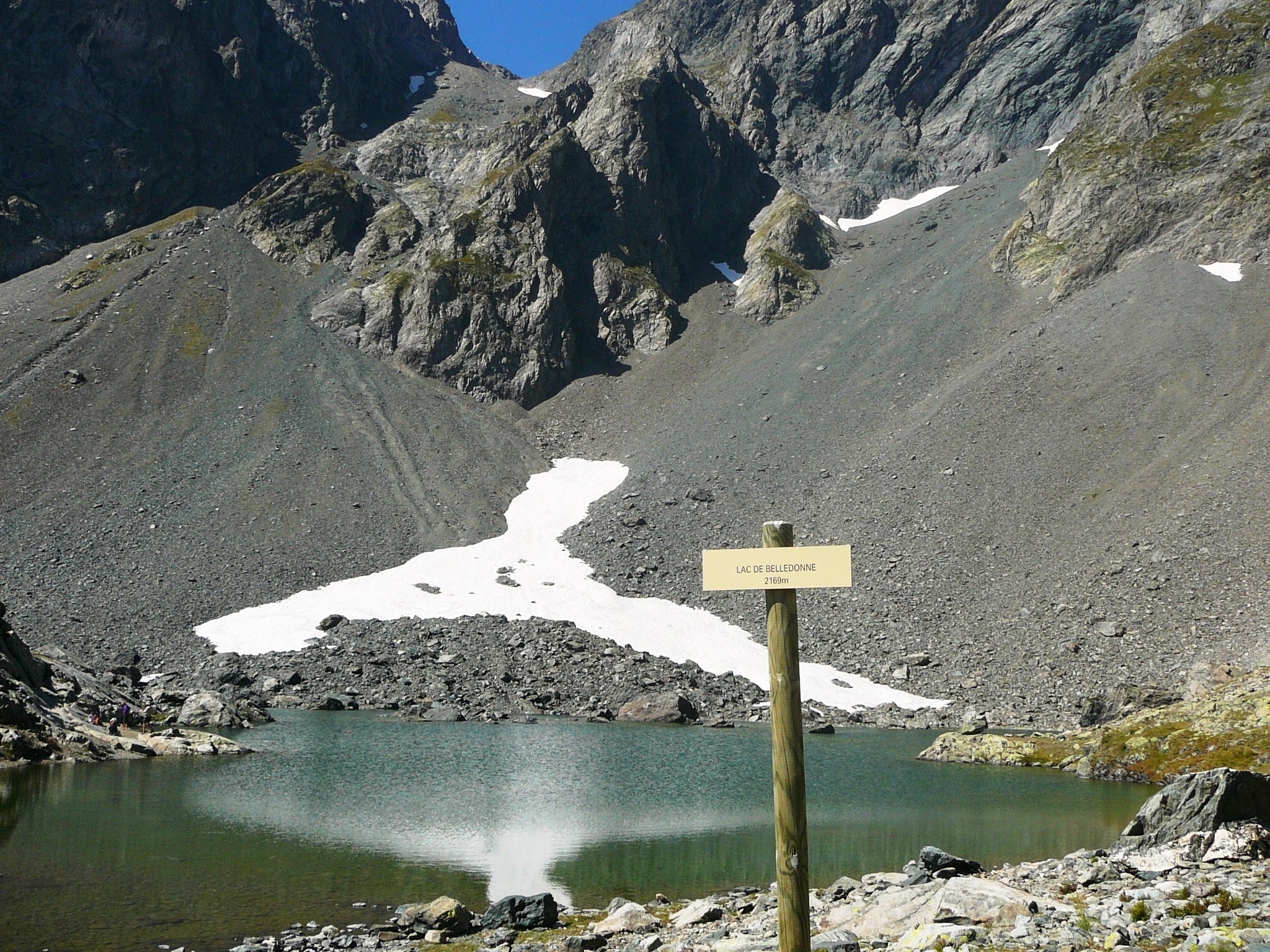 « Allemond», photo de Latika Mittal (CC BY-SA) / rognée de l’originale