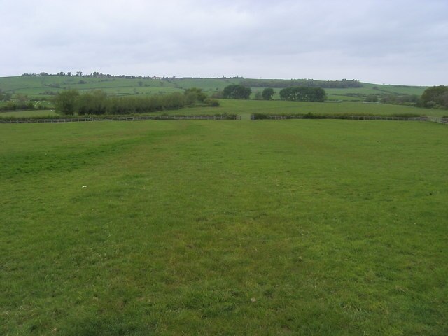 Billede "Nether Winchendon" af Shaun Ferguson (CC BY-SA) / beskåret fra det originale billede