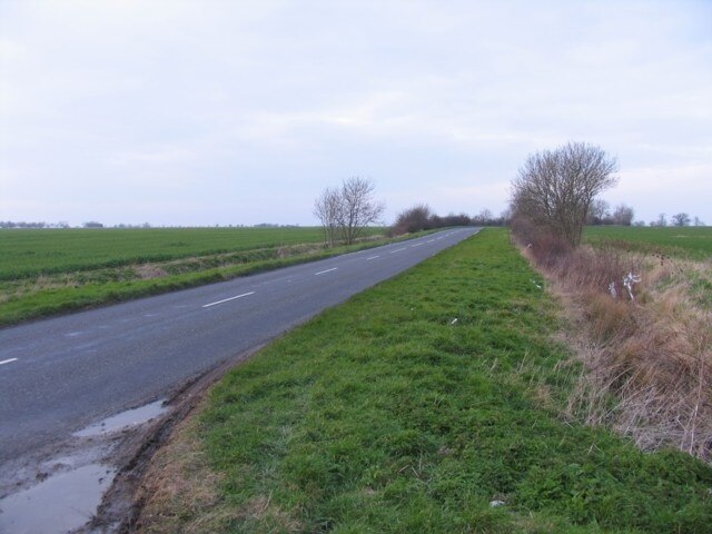 Foto “Kings Ripton” tomada por Andrew Tatlow (CC BY-SA); recorte de la original