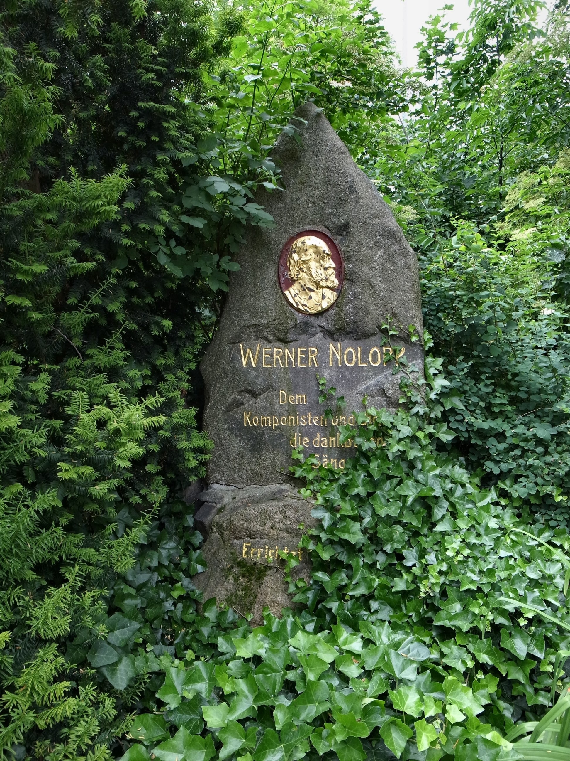 Photo "Aken" by M_H.DE (CC BY-SA) / Cropped from original