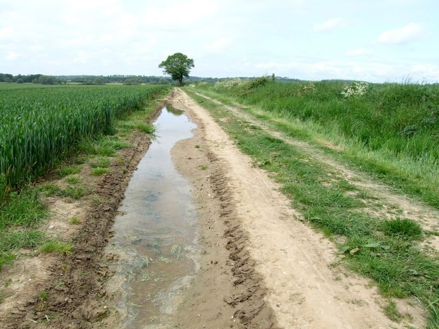 Photo "West Keal" by Dave Hitchborne (CC BY-SA) / Cropped from original