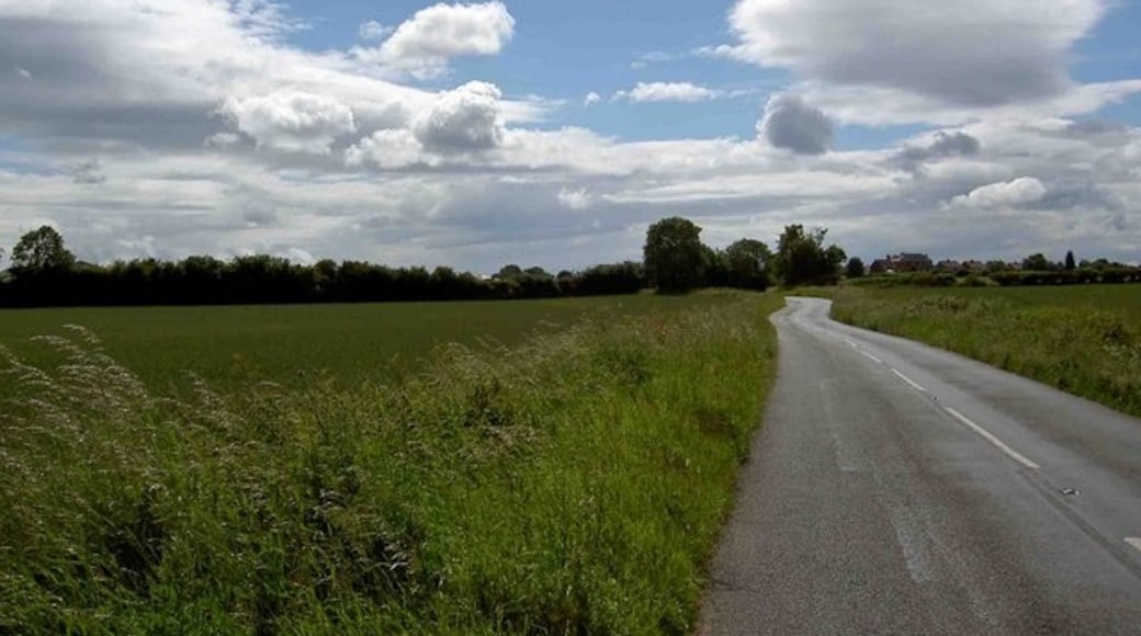 Foto „Dinnington“ von Steve F (CC BY-SA)/zugeschnittenes Original