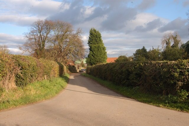 Photo "Clipston" by GLENN MANSFIELD (CC BY-SA) / Cropped from original