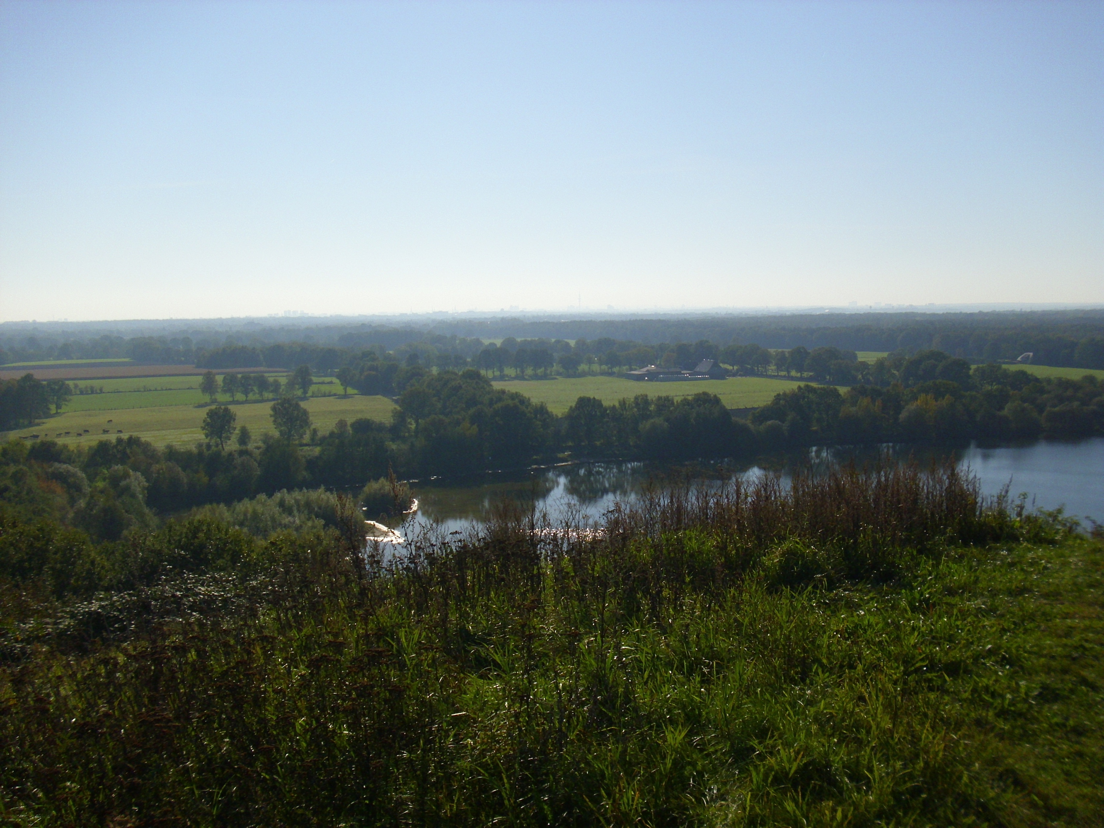 Foto "Hummelsbüttel" por Ajepbah (CC BY-SA) / Recortada de la original