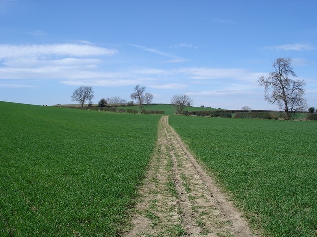 Photo "Appleton East and West" by Frank Glover (CC BY-SA) / Cropped from original