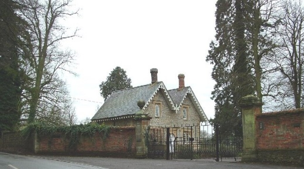 Foto „Biddlesden“ von Snidge (CC BY-SA)/zugeschnittenes Original