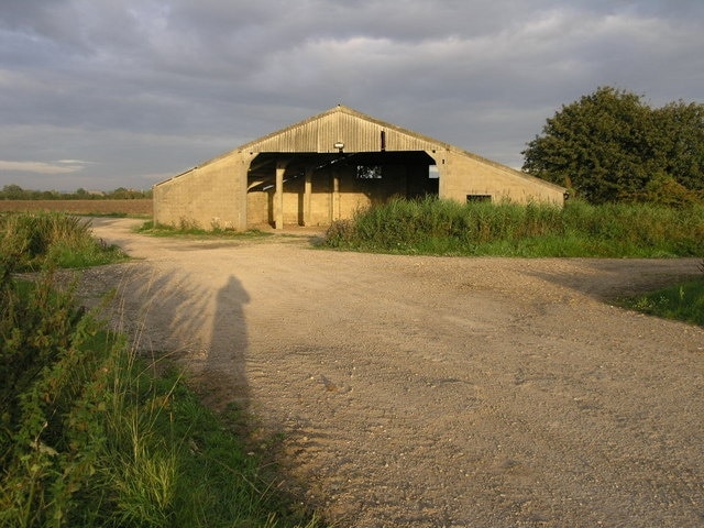 Kuva ”Hogsthorpe” käyttäjältä Michael Patterson (CC BY-SA) / rajattu alkuperäisestä kuvasta