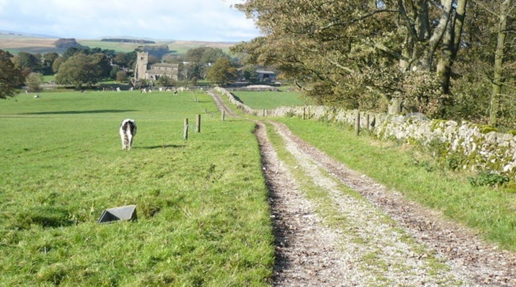 Foto “Rylstone” tomada por Phil Catterall (CC BY-SA); recorte de la original