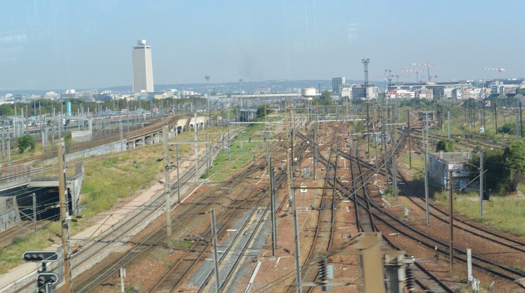 Foto "Quartier de la Goutte-d'Or" de flightlog (CC BY) / Recortada do original