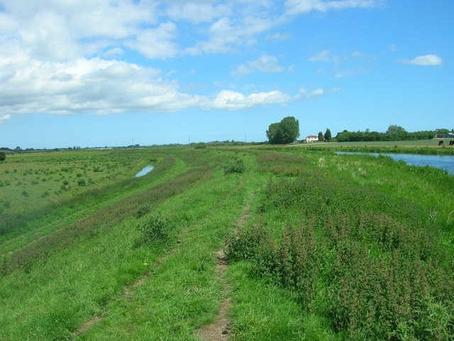 Ảnh "Làng Hutton Cranswick" của JThomas (CC BY-SA) / Cắt từ ảnh gốc