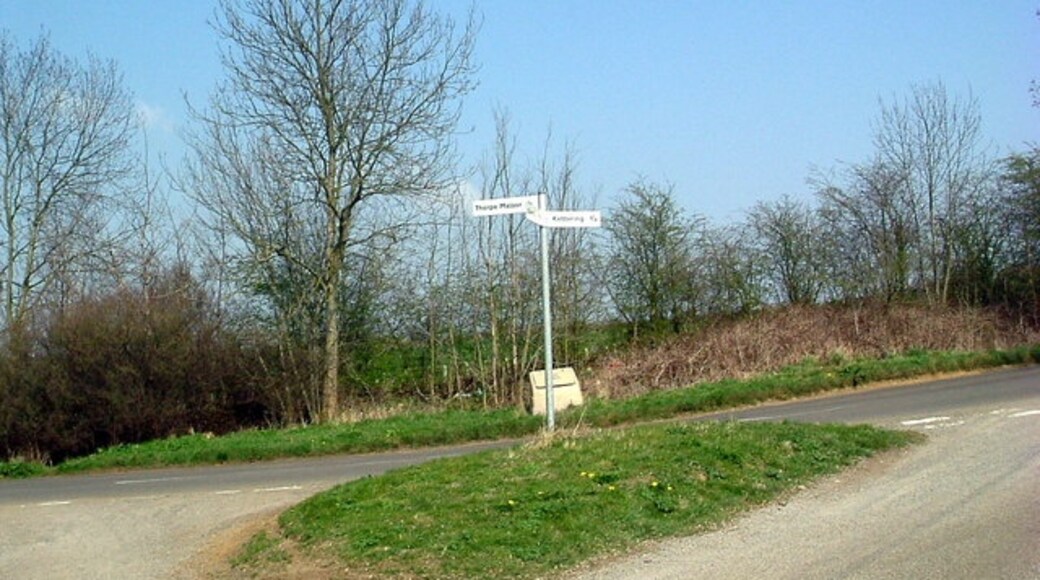 Foto „Cransley“ von Les Harvey (CC BY-SA)/zugeschnittenes Original