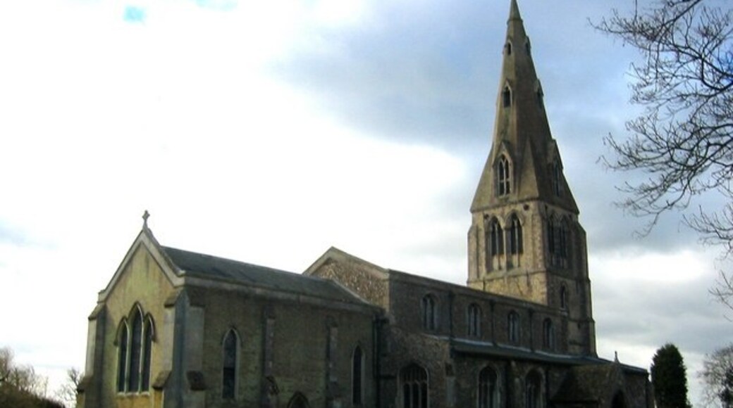 Foto “Warboys” tomada por Chris Stafford (CC BY-SA); recorte de la original