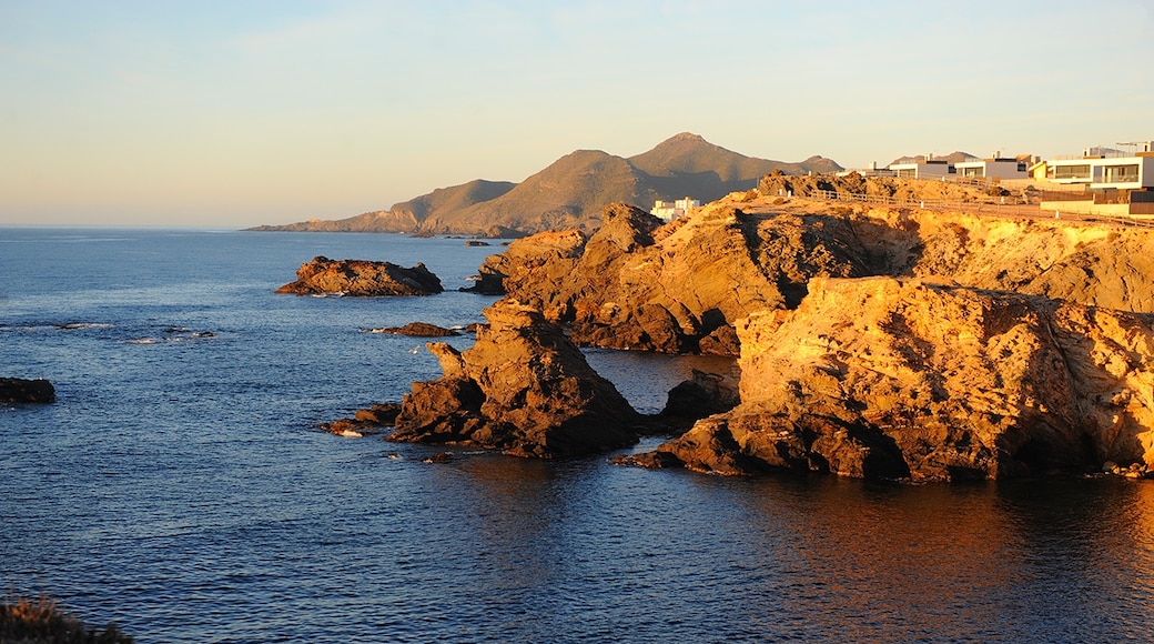 Bildet «Cabo de Palos» tatt av Валерий Дед (CC BY) / originalbilde beskjært
