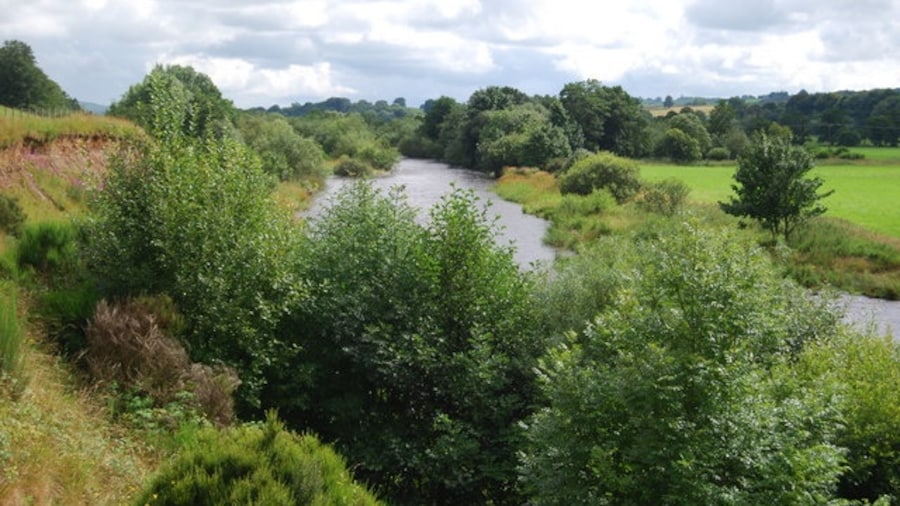 Photo "River Annan near Bearholm" by Thomas Dick (Creative Commons Attribution-Share Alike 2.0) / Cropped from original
