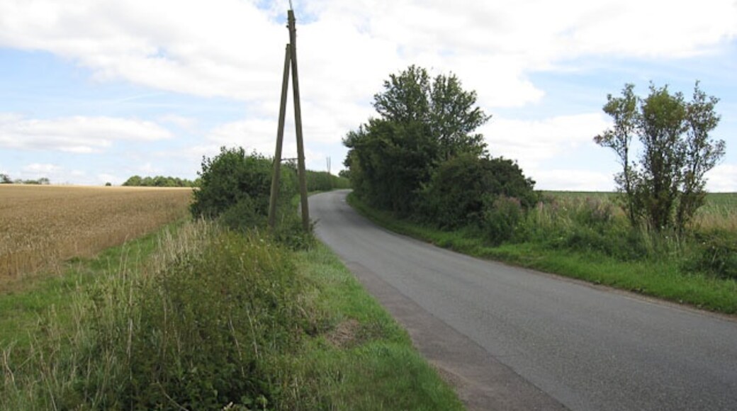 Ảnh "Chevington" của Hugh Venables (CC BY-SA) / Cắt từ ảnh gốc