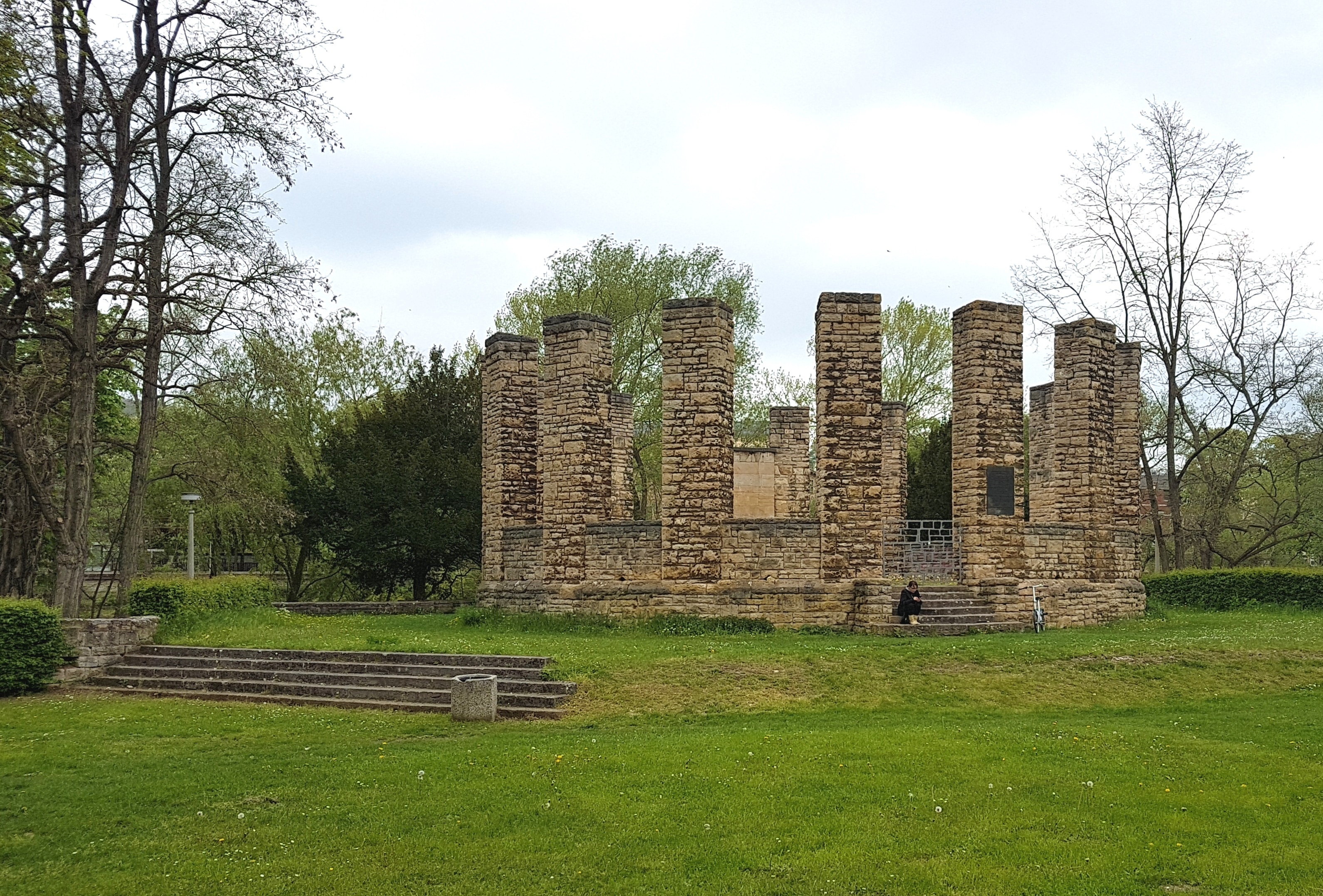 Photo "Rudolstadt" by Florian Hoffmann (CC BY-SA) / Cropped from original