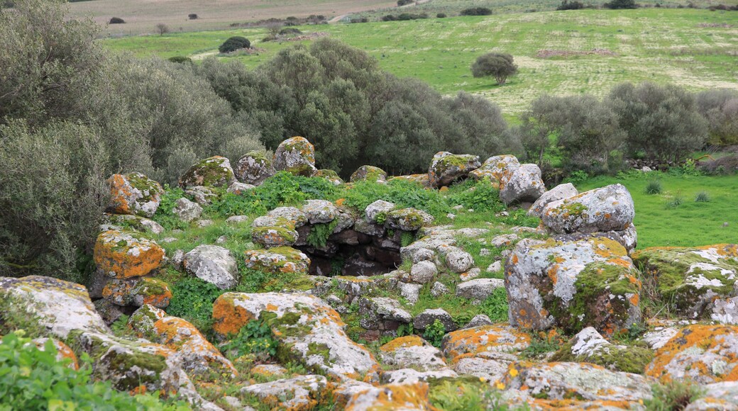 "Villanova Truschedu"-foto av Discanto (CC BY-SA) / Urklipp från original