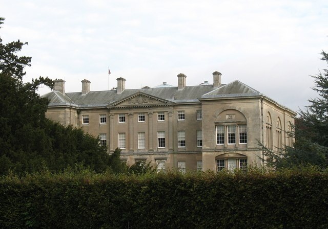 Kuva ”Sledmere House” käyttäjältä Gordon Hatton (CC BY-SA) / rajattu alkuperäisestä kuvasta