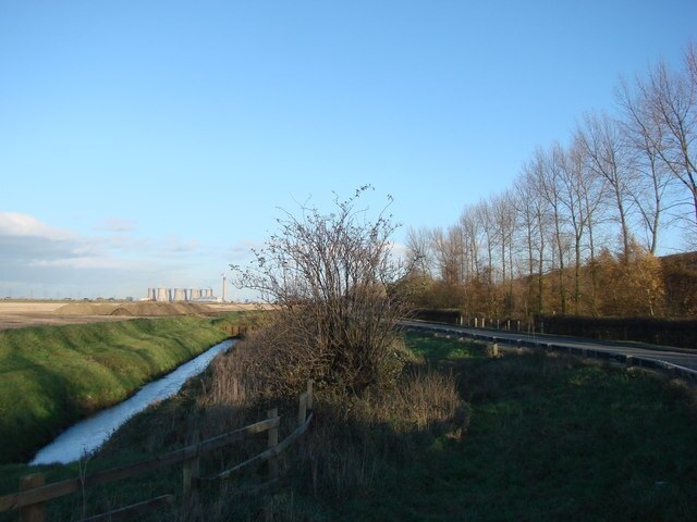 Foto “Cridling Stubbs” tomada por Bill Henderson (CC BY-SA); recorte de la original