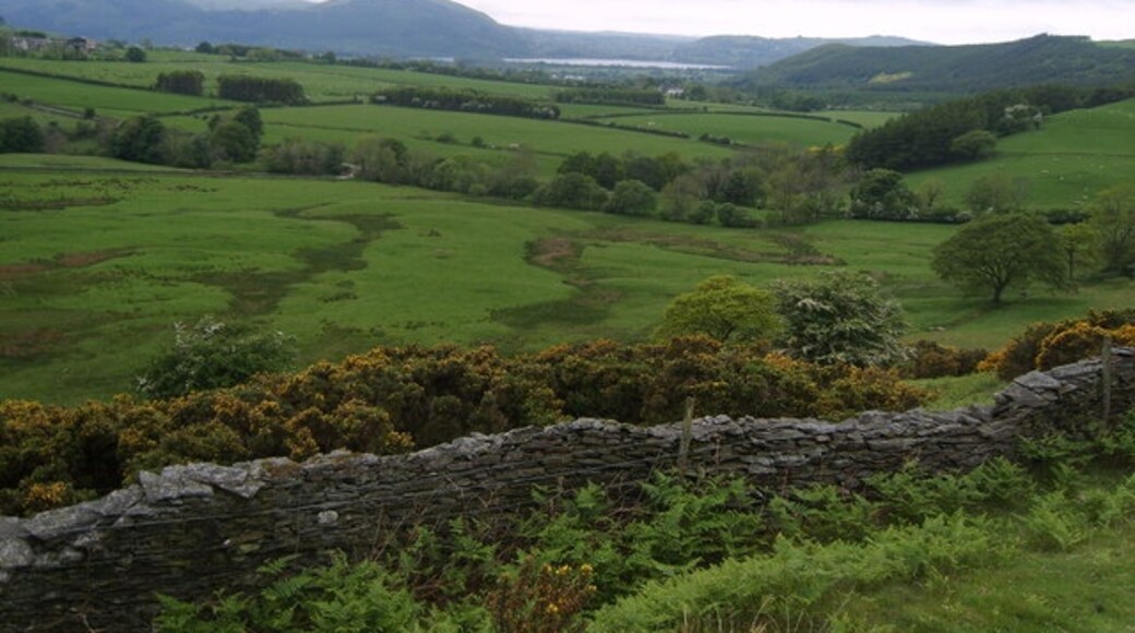 Foto "Ireby and Uldale" de Michael Graham (CC BY-SA) / Recortada do original