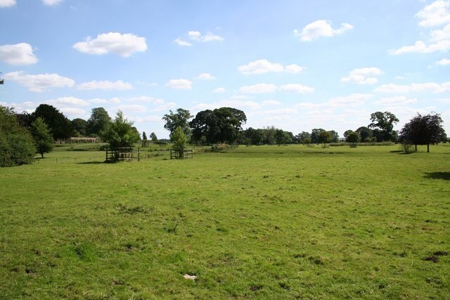 Kuva ”Harrington” käyttäjältä Richard Croft (CC BY-SA) / rajattu alkuperäisestä kuvasta