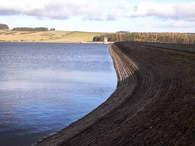 Pattern in masonry - Derwent Reservoir Dam The Derwent Reservoir Dam was built in 1967 by Northumbrian Water (do not confuse with the Derwent Reservoir in Derbyshire). The reservoir is popular with anglers, sailors and birds.