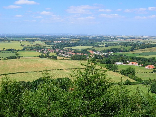 Foto “Whorlton” tomada por Stephen Horncastle (CC BY-SA); recorte de la original