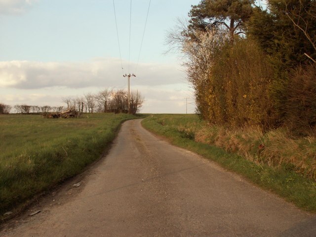 Road to Valley Farm and Lambert's Farm