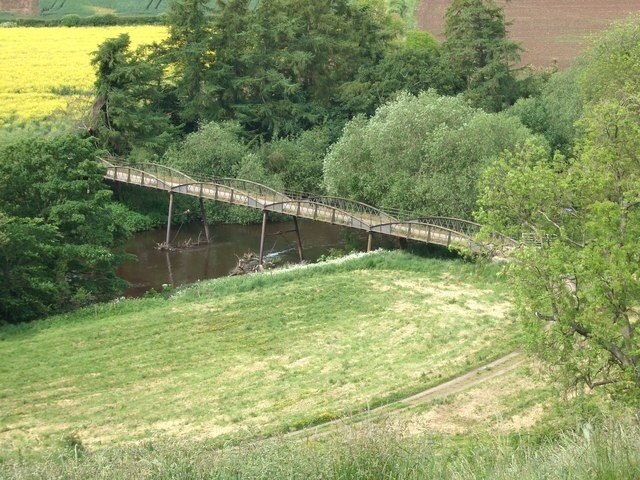 Foto “Girsby” tomada por Gordon Hatton (CC BY-SA); recorte de la original