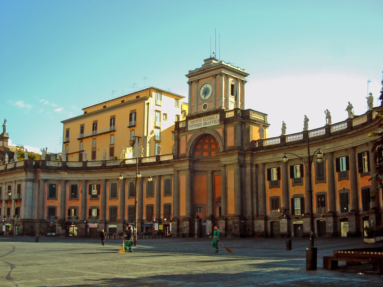 Foro Carolino; Piazza Dante (Napoli)