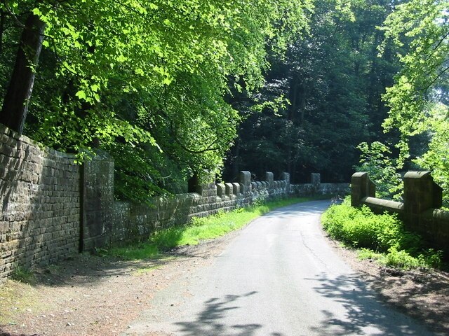 "Swinton med Warthermarske"-foto av Phil Catterall (CC BY-SA) / Urklipp från original