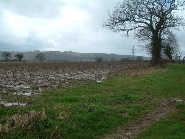 Photo "Compton Martin" by Stuart Buchan (CC BY-SA) / Cropped from original