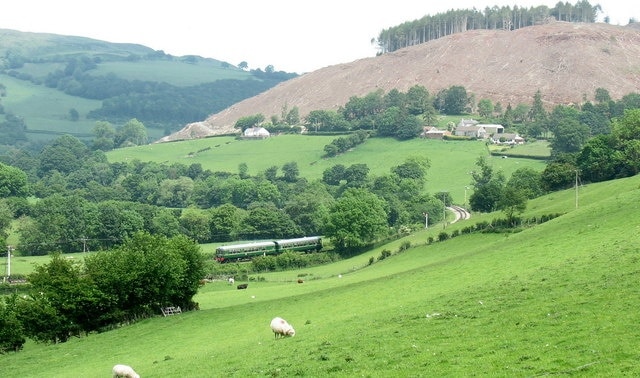 A two car diesel train of the Llangollen Railway leaving Glyndyfrdwy http://www.llangollen-railway.co.uk