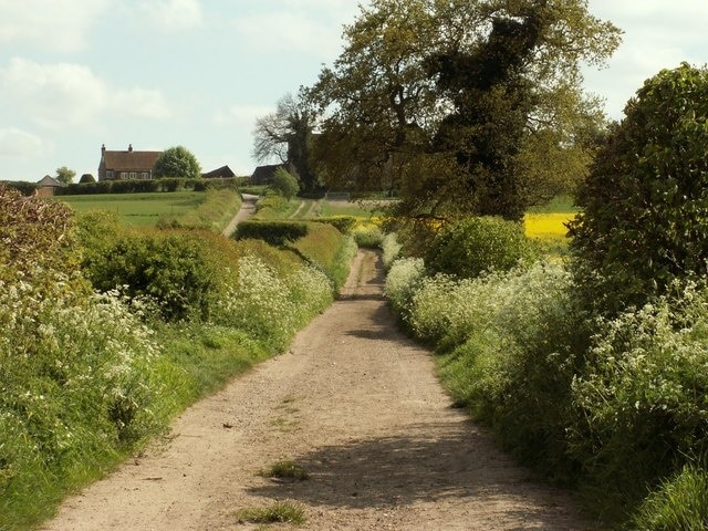 Billede "Ayot St Peter" af Robert Edwards (CC BY-SA) / beskåret fra det originale billede