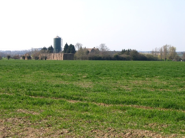 Foto “Abbotsley” tomada por Rodney Burton (CC BY-SA); recorte de la original