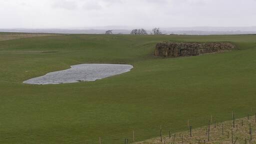 Photo "West Layton" by Hugh Mortimer (CC BY-SA) / Cropped from original