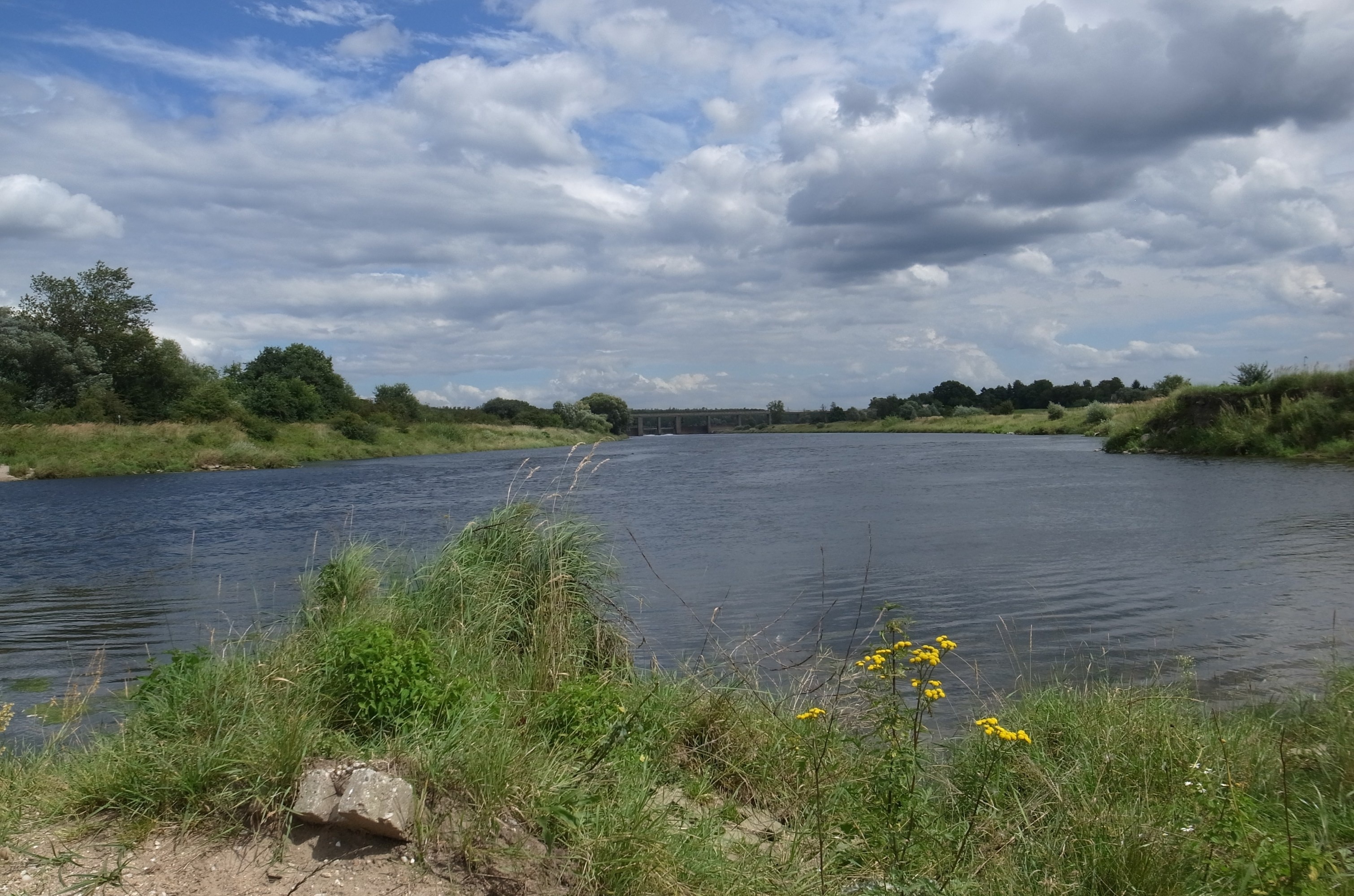 Foto „Bitterfeld“ von M_H.DE (CC BY-SA)/zugeschnittenes Original