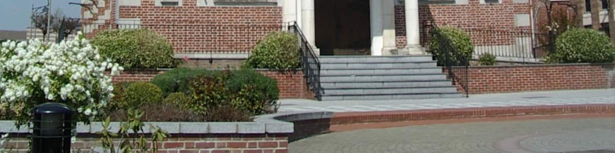 Photo "Eglise Saint Vaast Loison sous Lens" by undefined (Creative Commons Zero, Public Domain Dedication) / Cropped from original
