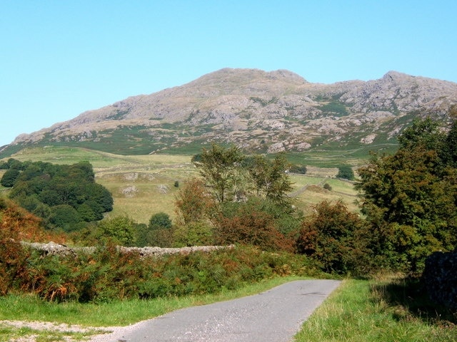 "Broughton West"-foto av Andrew Hill (CC BY-SA) / Urklipp från original