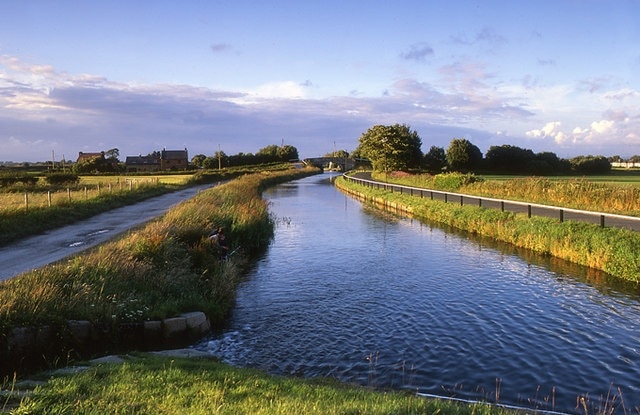 Leeds & Liverpool canal, Rufford branch, near Burscough