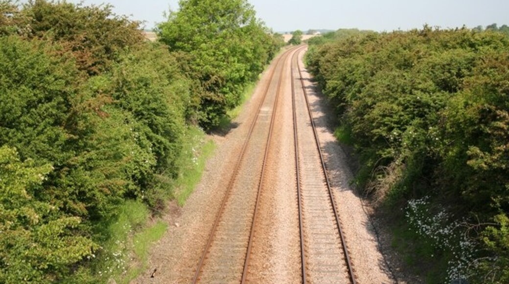 Photo "Helpringham" by Richard Croft (CC BY-SA) / Cropped from original