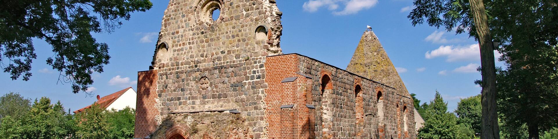 Kirchenruine Dolgelin