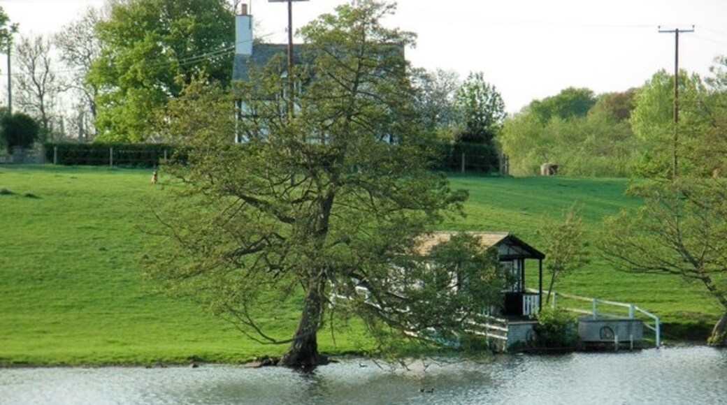 Billede "Montford" af David Luther Thomas (CC BY-SA) / beskåret fra det originale billede