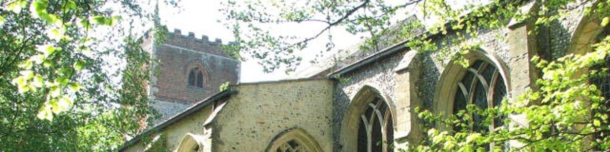 Photo "All Saints church" by Evelyn Simak (Creative Commons Attribution-Share Alike 2.0) / Cropped from original