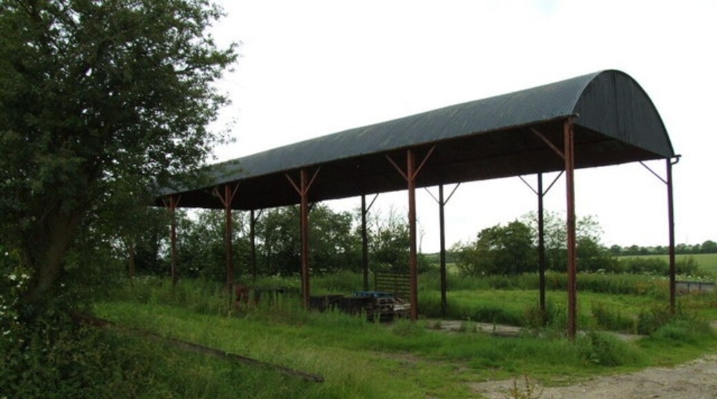 "Hormead"-foto av Jeff Tomlinson (CC BY-SA) / Urklipp från original