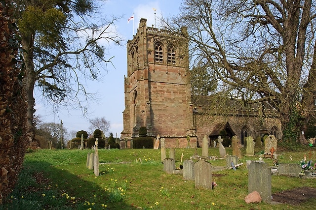 "Burford"-foto av Mike Searle (CC BY-SA) / Urklipp från original