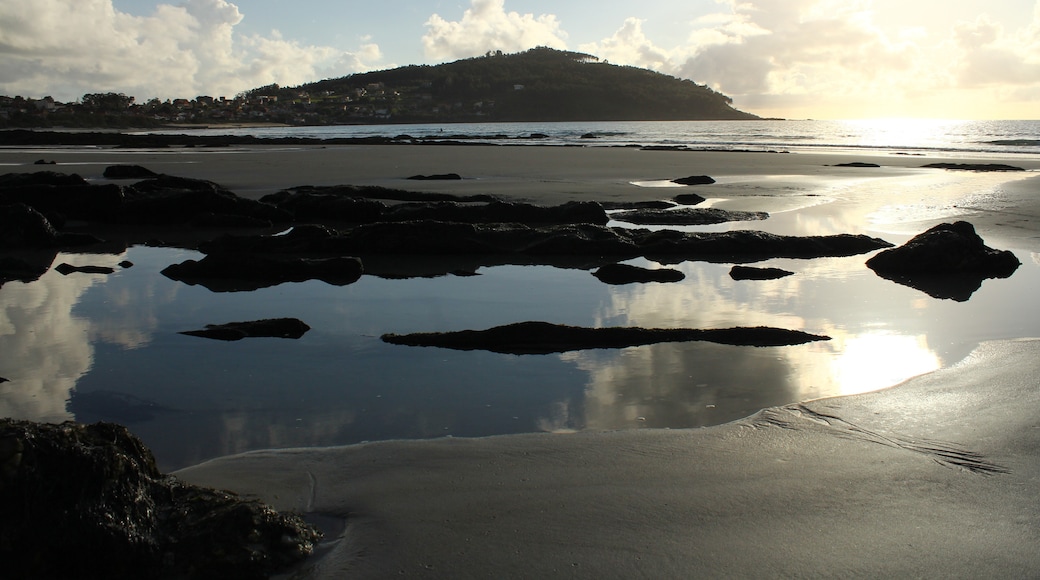 Foto "Playa de Patos" de Contando Estrelas (CC BY-SA) / Recortada de la original