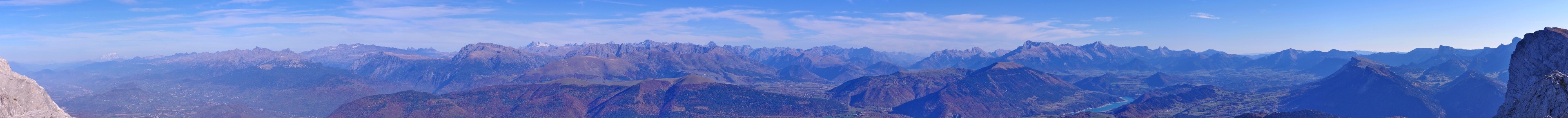 Photo "<h2>Top places to stay near the slopes</h2>" by Marcus3151 (page does not exist) (CC BY-SA) / Cropped from original