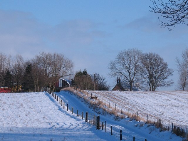 Photo "Cundall with Leckby" by Gordon Hatton (CC BY-SA) / Cropped from original