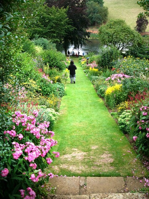 Foto „Ratley und Upton“ von Chris Gunns (CC BY-SA)/zugeschnittenes Original